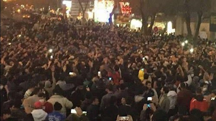 Iran: Blind arrests to prevent the continuation and expansion of the uprising