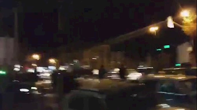 Iran, Sanandaj, amid cold and crackdown, Iranian protesters go the streets