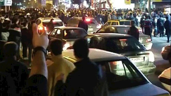 Rasht, Iran; people demand the mullahs to get lost