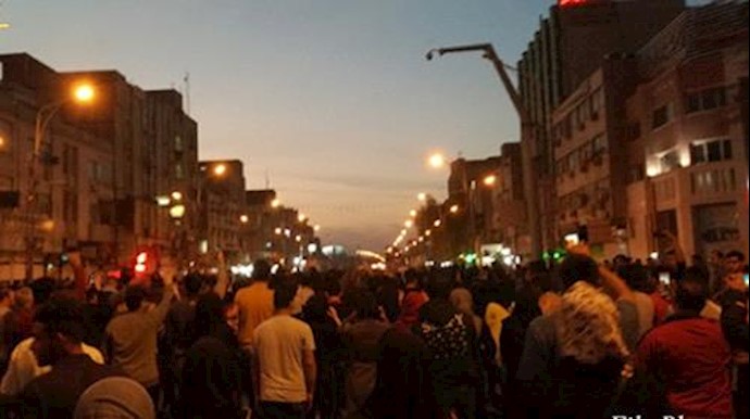 Iran: 35% of Detainees of Nationwide Uprising Are Students and 90% Are Under 25 Years of Age