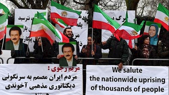  'Iranians demonstrate throughout the world in support of Iran uprising'
