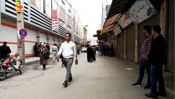 Iran: Storeowners of Baneh continue strike for 14th day