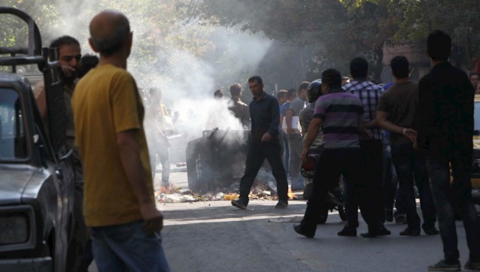  'The merchants of Tehran’s Grand Bazaar, who closed shops and poured into the streets'